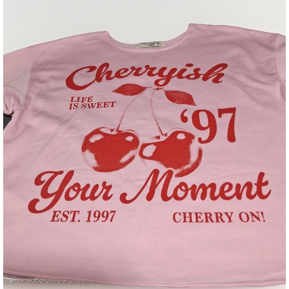 Wound Up Pink Cherryish Your Moment Graphic Sweatshirt Womens Large LS42507FP‎ - Picture 5 of 12